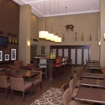 Hampton Inn & Suites Hobbs-2